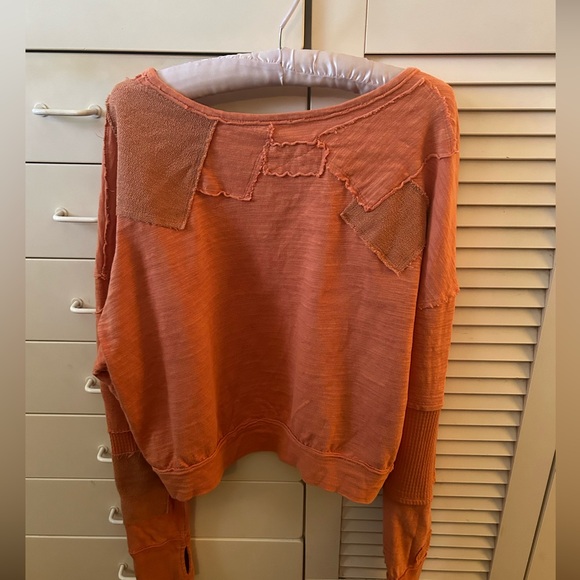 Classy and Comfy We the Free Orange 🍊 Long Sleeve Top with Thumb holes - Picture 2 of 11